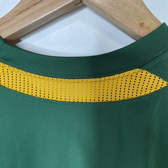 North Dakota State Bison Long Sleeve Shirt, Nike Dri-Fit Green, Medium, Football - Picture 4 of 12